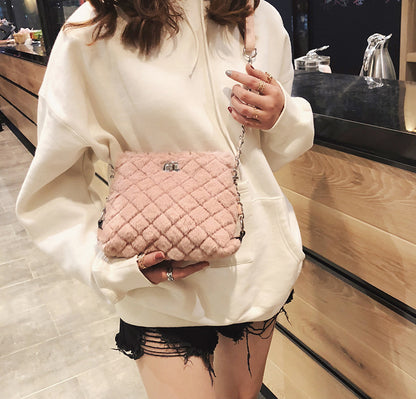 New Online Influencer Fashion Trend Chain Shoulder Messenger Bag