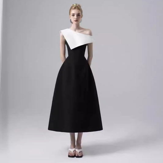 Niche Classic Black And White Color Matching Off-shoulder Dress