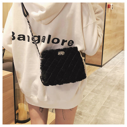 New Online Influencer Fashion Trend Chain Shoulder Messenger Bag